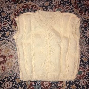 Hand kitted vest